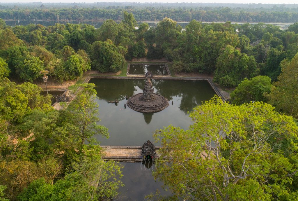 ナーガ・クンダ寺院:浄化と癒しの信仰、現代へ続く