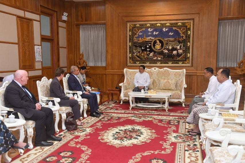 Vice President discusses cooperation in disaster management with UN representative