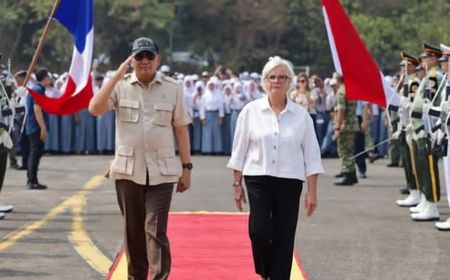 Indonesia and France Conduct Joint Air Refueling Training, Defense Ministers Observe