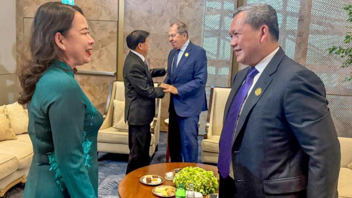 カンボジア首相、アゼルバイジャンでベトナム副大統領と会談
