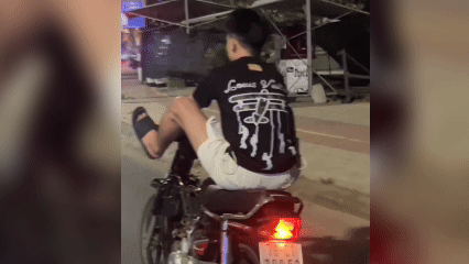 Teenager Driving Motorcycle With Both Feet in Đăk Lăk Faces Police Action