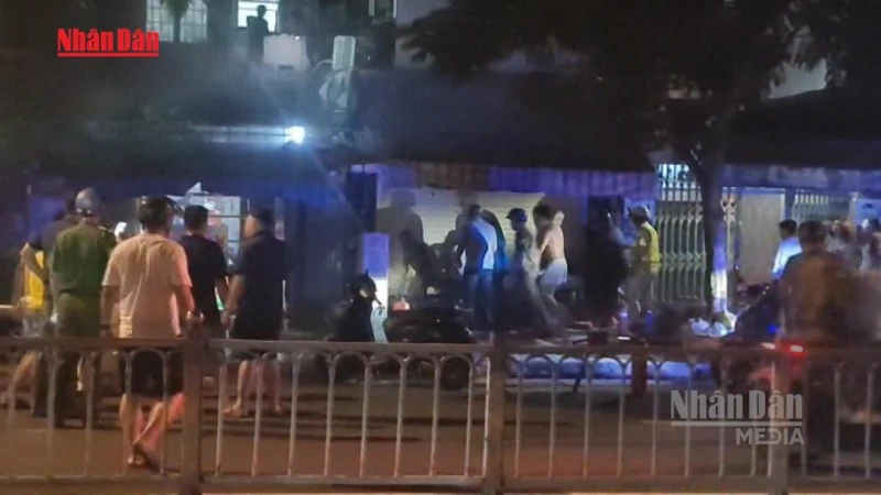 ホーチミン市で火災、6人家族が救出される