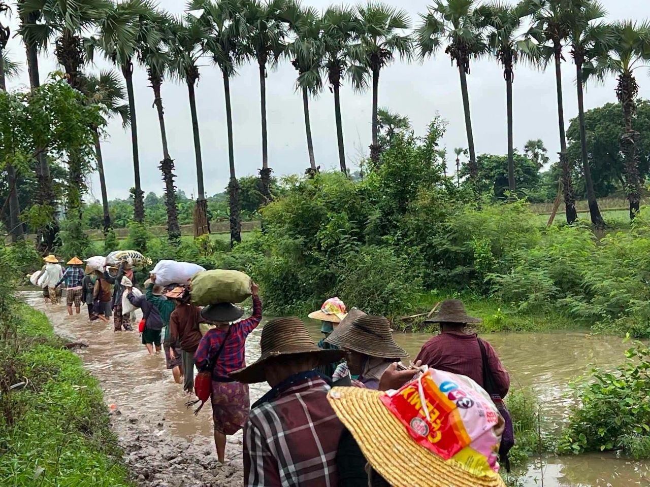Over 440,000 displaced nationwide as floods spread in Myanmar; Regime criticized for lack of aid