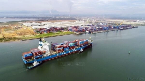 Vietnam Marks Four Decades of Reform with Broad Economic and Social Progress