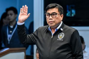 副大統領「大統領への脅迫」捜査、重要参考人を特定