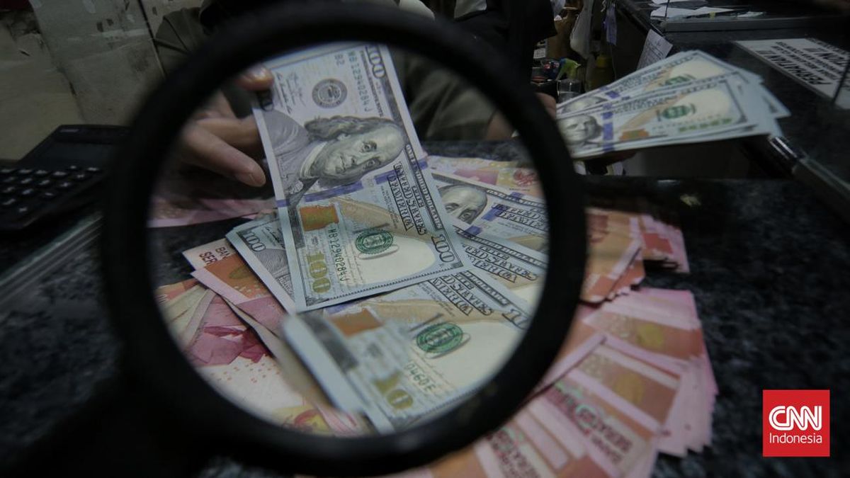 インドネシアルピア、2026年末に25,000ルピア/ドルへ下落か 専門家が警鐘