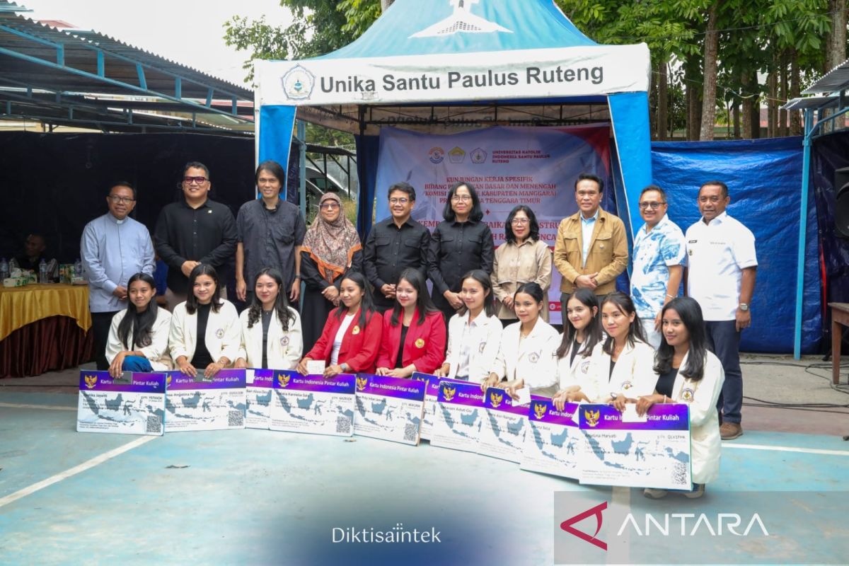 Indonesia Guarantees Higher Education for NTT Quake-Affected Students