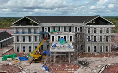 南パプア州人民評議会庁舎建設、契約紛争で中断 - 公共事業省が再開へ
