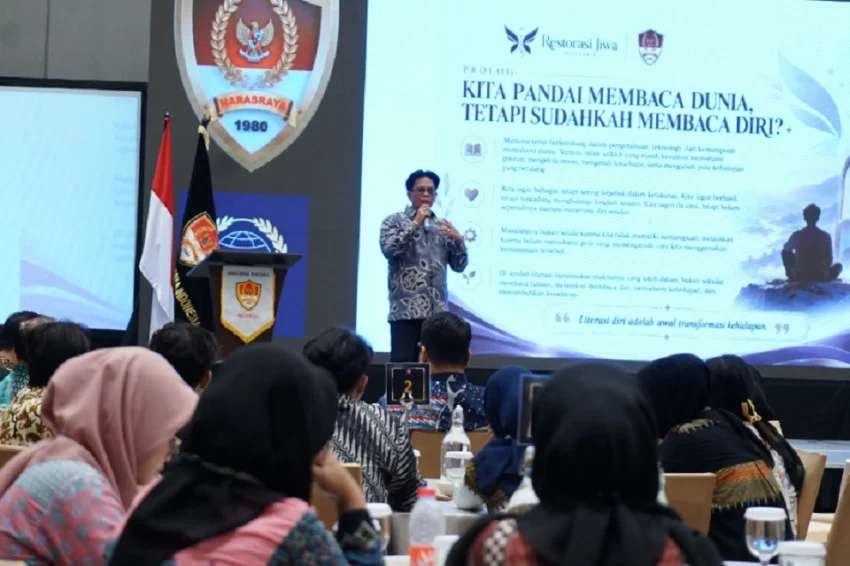 Indonesian Youth Pledge Day Sparks Literacy Campaign for Next Generation