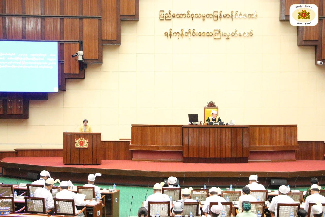 Yangon Region Govt plans to sell cooking oil at 50 ticals per person per month