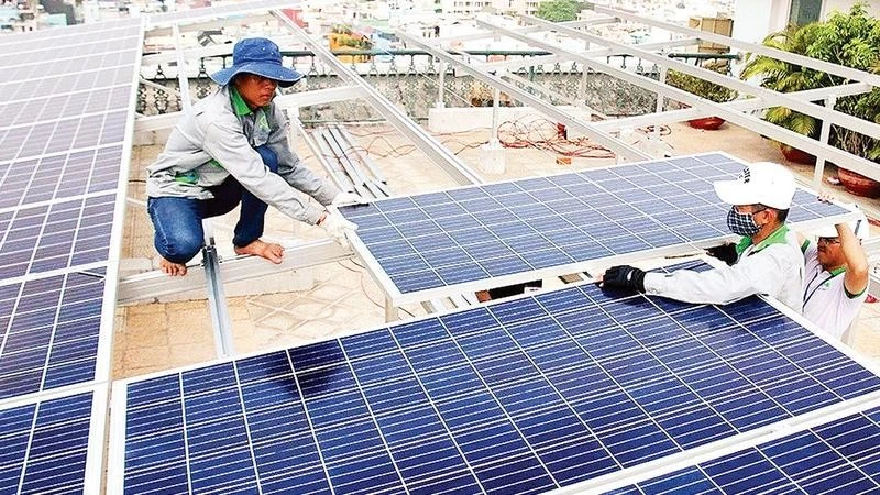 Vietnam Accelerates Rooftop Solar Power Adoption with New Decree