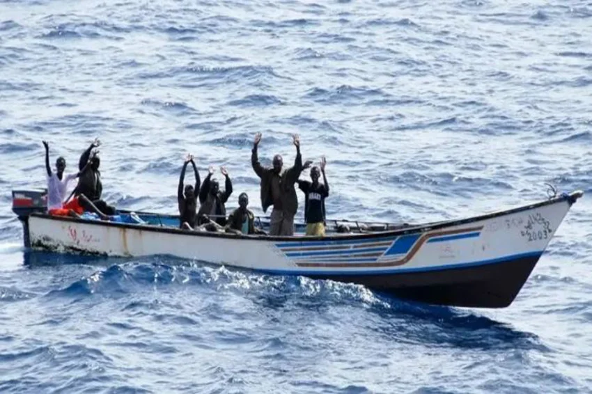 ソマリア沖でインドネシア人4人、海賊に拉致される