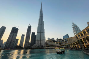 UAE、フィリピン国民にビザ免除措置を拡大