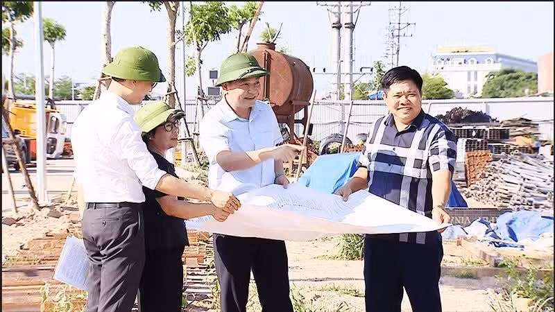 Vietnam Pushes Decentralization, But Effectiveness Remains a Challenge