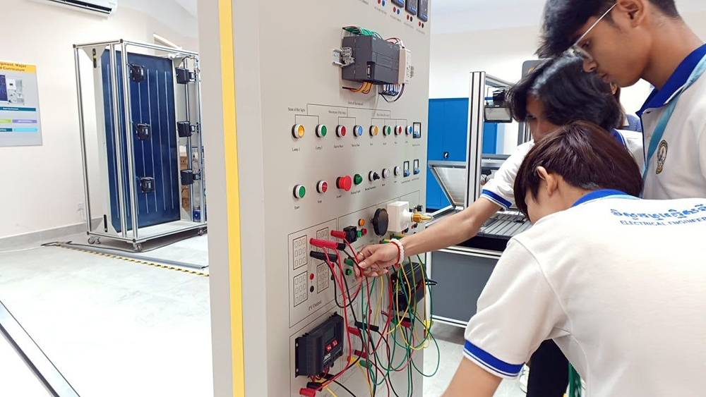 NTTI Students Develop Solar-Powered Smart Greenhouse System for Automated Agriculture
