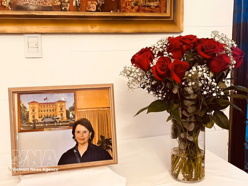 Embassy Honors Argentine Friend Poldi Sosa Schmidt for Decades of Support