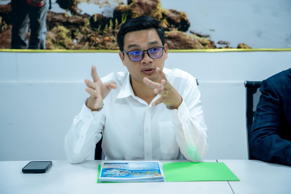 タイから帰国したカンボジア人労働者へ、国内での再就職支援を呼びかけ