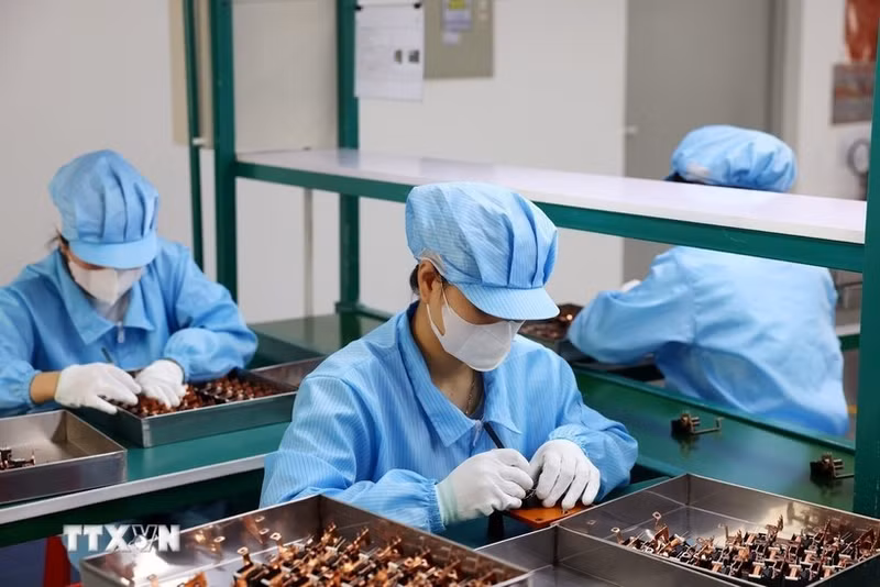 Vietnam and Singapore to Enhance Cooperation in Semiconductor Industry