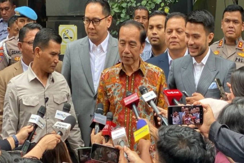 ジョコウィ大統領の学歴疑惑、容疑者側が法的確実性を要求
