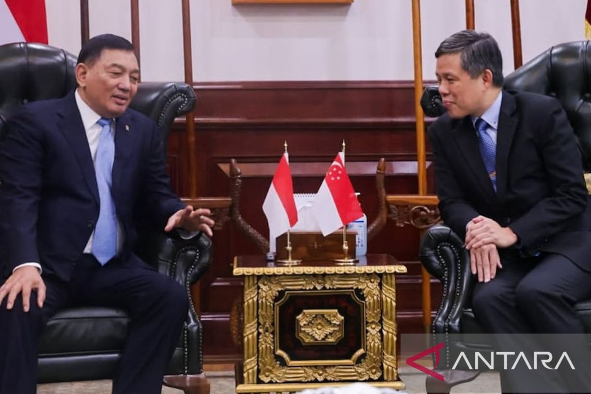 インドネシアとシンガポール、防衛協力強化で一致