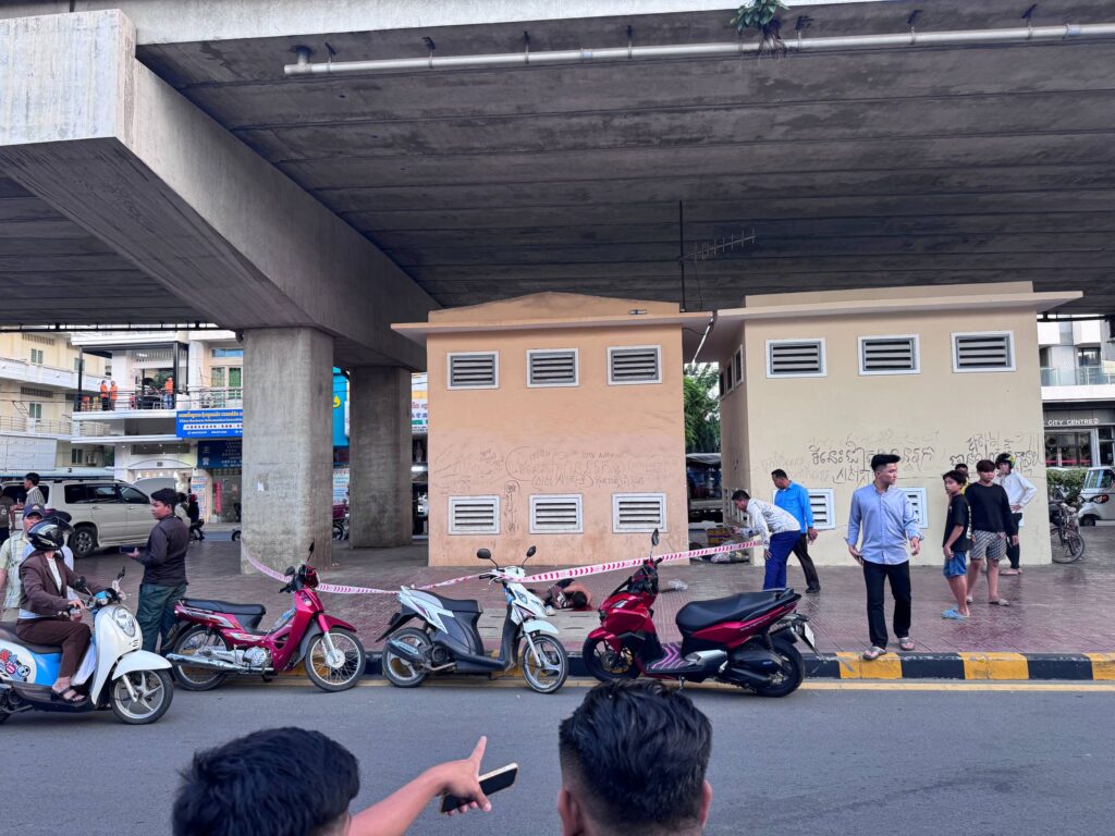 Phnom Penh: Card Game Dispute Turns Tragic, Homeless Man Dies in Street Brawl