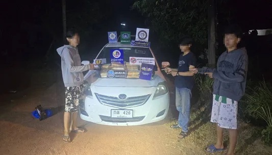 タイ北東部で10代の麻薬密輸犯3人を逮捕、メタンフェタミン錠剤約20万錠を押収