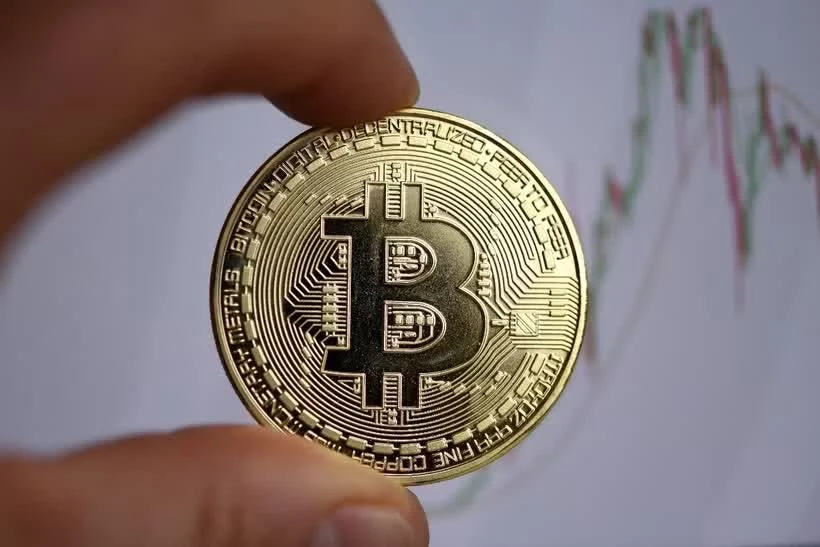Vietnam to Fine Crypto Traders Up to $1,900 for Using Unlicensed Platforms
