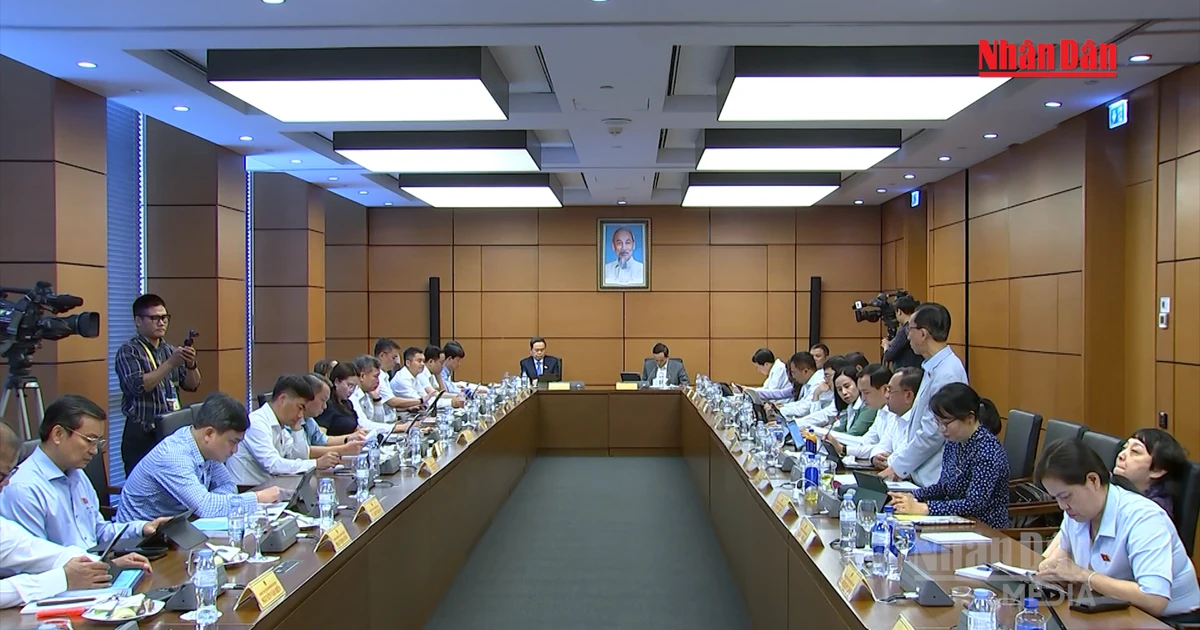 Vietnam Faces Challenges in Achieving 2026-2027 Growth Targets, Proposes Solutions