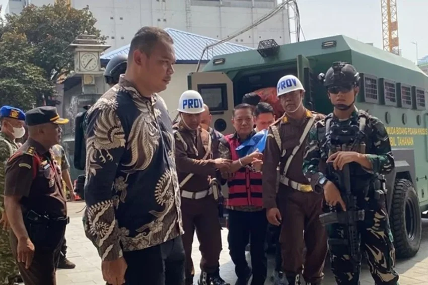 Indonesian Prosecutors Question 2 Witnesses in Alleged Corruption Case Involving Febrie Adriansyah