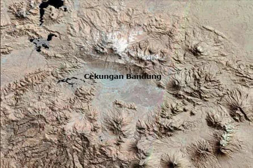 Mystery of Bandung's Loud Boom: Caused by Anak Krakatau Eruption?
