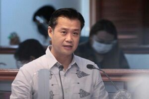 フィリピン上院、ガッチャリアン氏を新議長に選出 リーダーシップの混乱終結