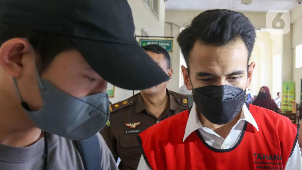 著名インフルエンサー、破壊行為で逮捕 北ジャカルタで騒動