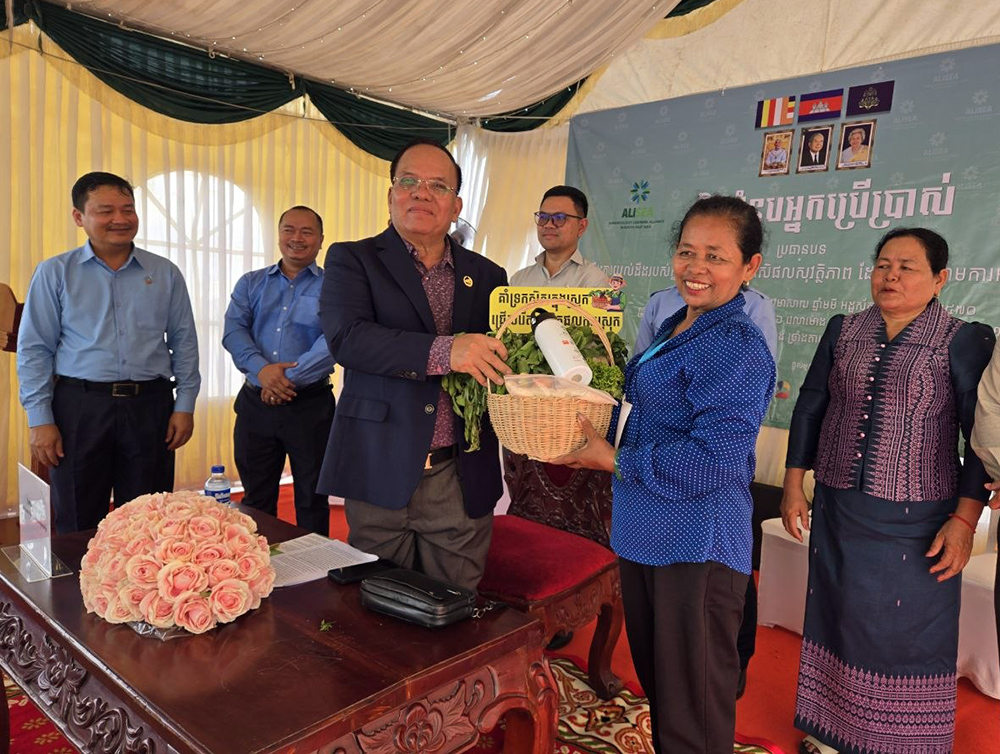 Swai Rieng Province Hosts Consumer Meet to Boost Understanding of Safe Agricultural Products