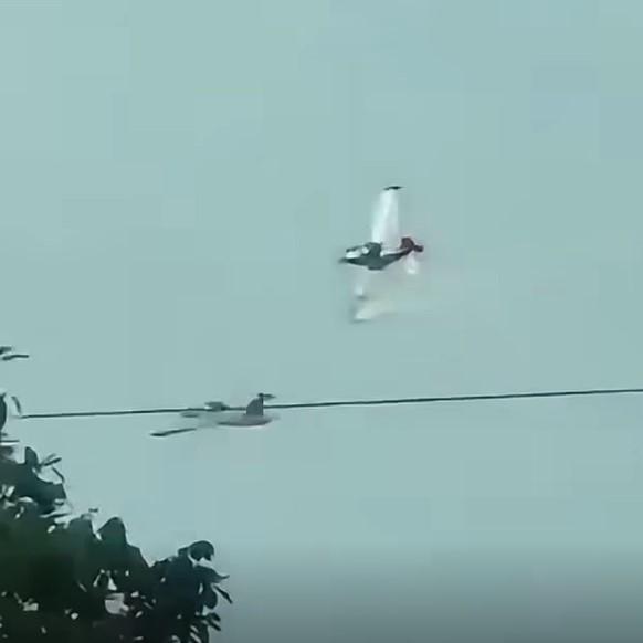 フィリピン空軍訓練機墜落、パイロット4人死亡 事故原因究明へ