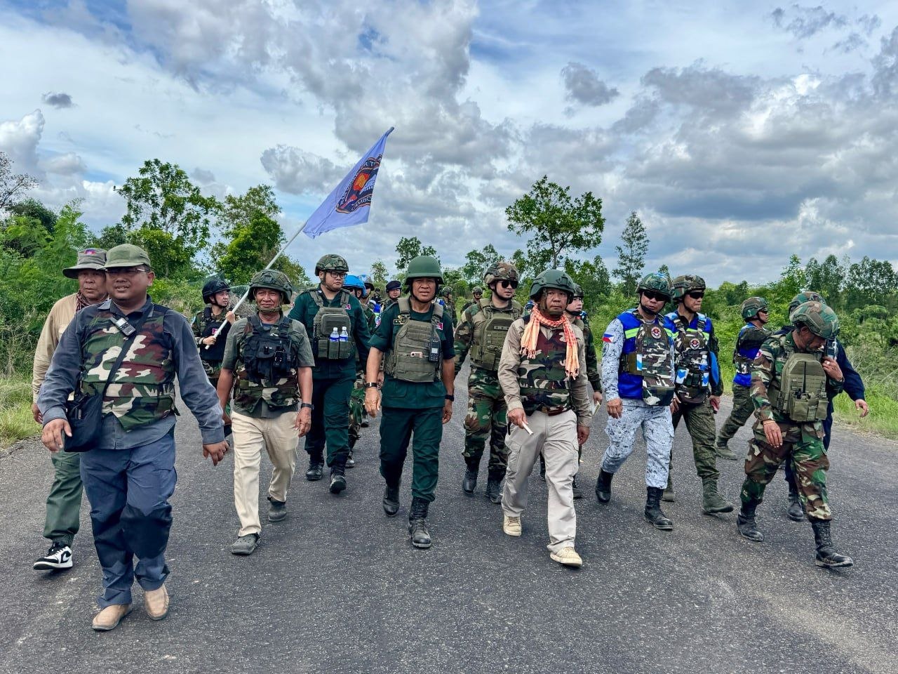 ASEAN Observer Team Inspects Border Situation in Banteay Meanchey Province