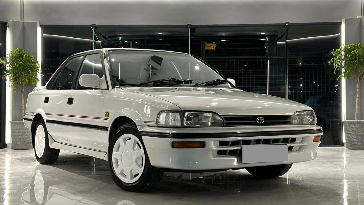 Vietnam's Gen Z Embraces Older Toyota Corollas as Affordable Classic Car Trend Grows