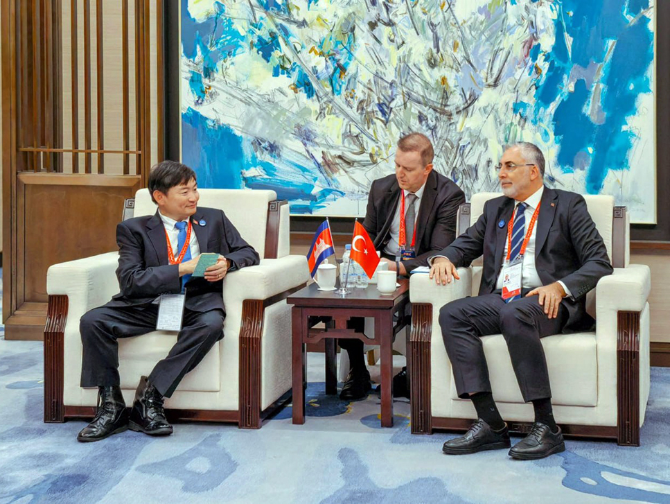 Cambodia and Türkiye Eye Skilled Labor Mobility and Technical Training Partnership
