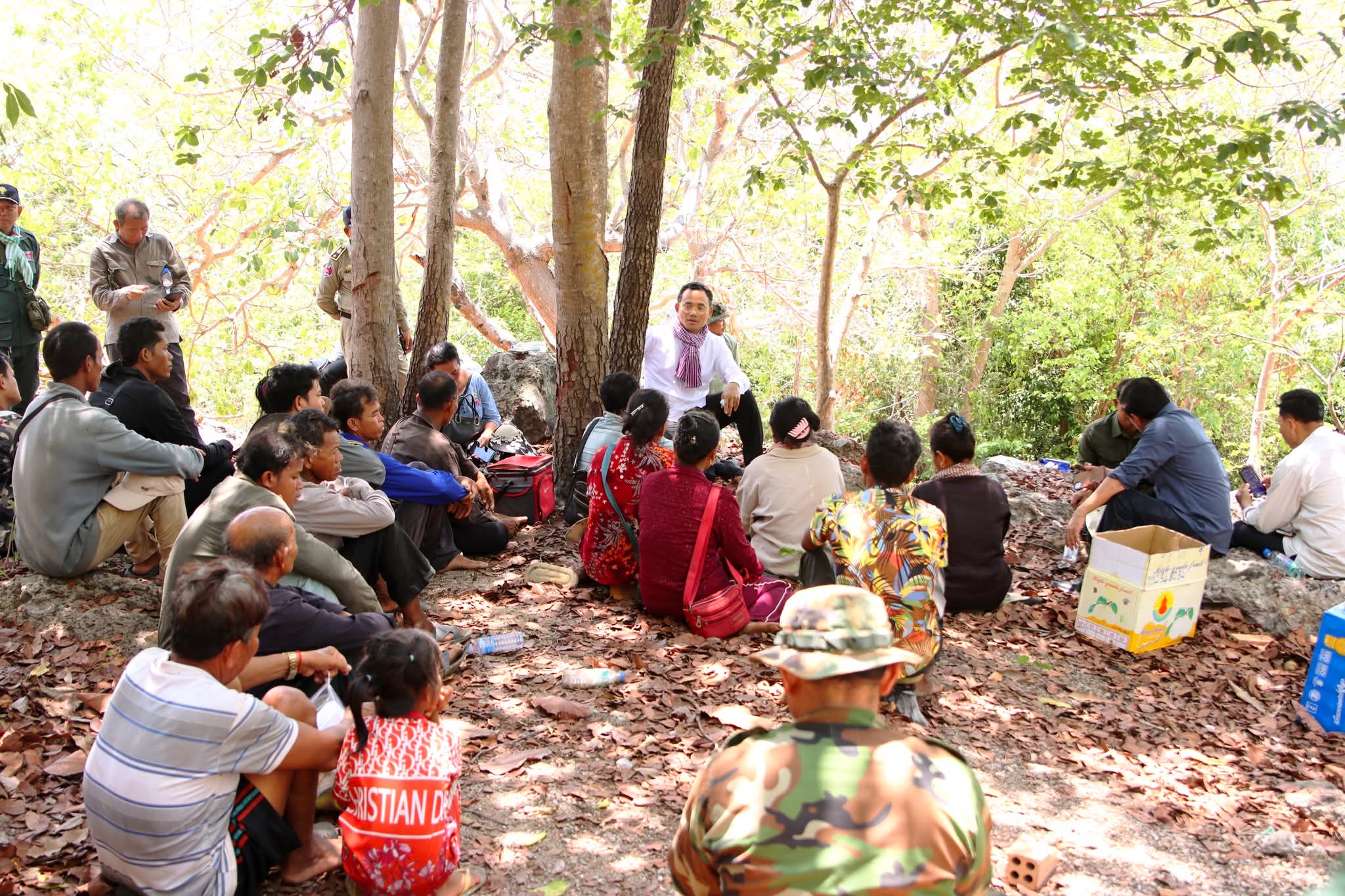 Kampong Thom governor lauds flooded forest protection work