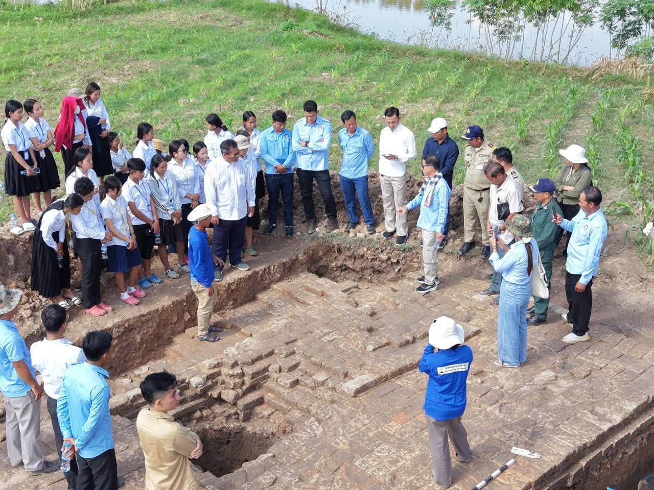 アンコールボレイ遺跡群、世界遺産登録へ前進 考古調査で新発見