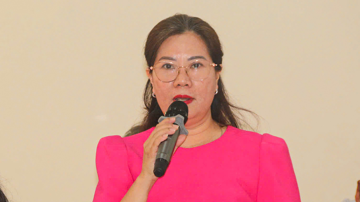 Principal of 'Super School' with Over 10,500 Students Proposes Three Recommendations