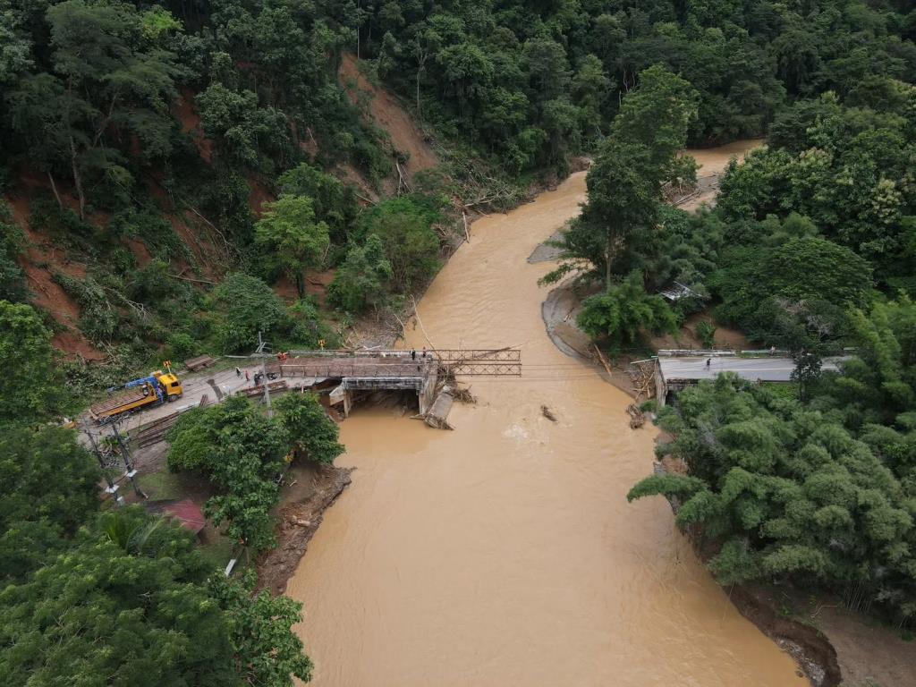 Pua, Northern Thailand: 14 Villages, 4,000 Residents Isolated; Food and Medicine Shortages Worsen
