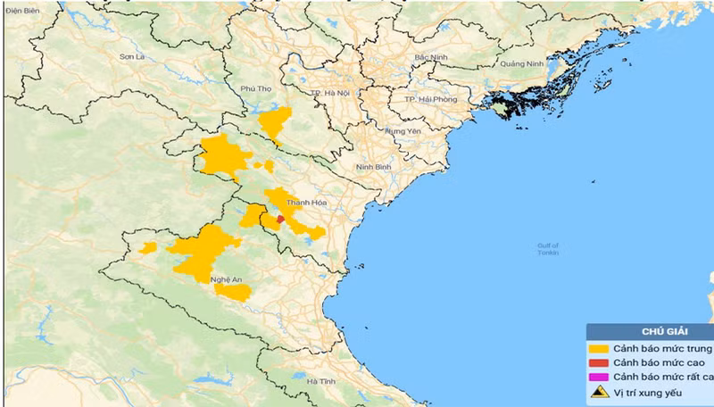 Vietnam Warns of Heavy Rain Triggering Flash Floods, Landslides