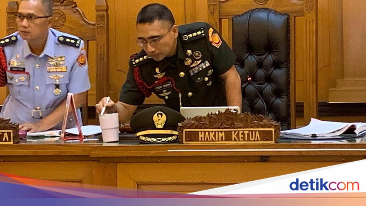 Military Court Judge Slams 'Amateur' Attack by Bais TNI Officers on Activist