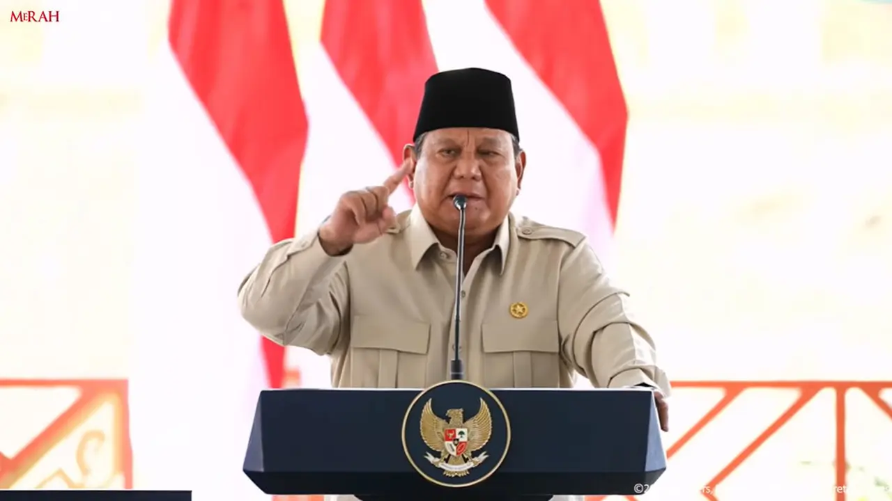 プラボウォ大統領、国民にTikTokでの汚職通報を奨励 - 食事プログラムの不正を標的に