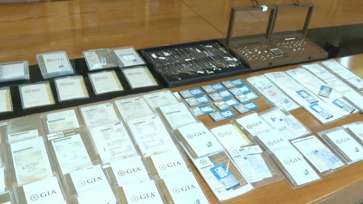 ベトナム、国際的なダイヤモンド密輸組織を摘発 22人起訴、2800億ドン相当の密輸か