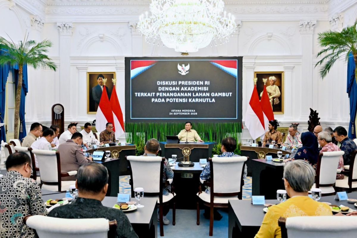 Prabowo Calls for Stricter Regulations to Prevent Forest Fires