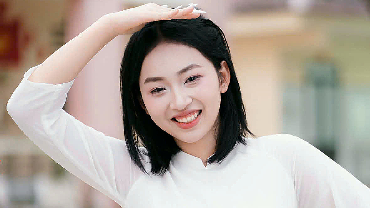 Vietnamese Math Whiz with Perfect Score Opts for General High School