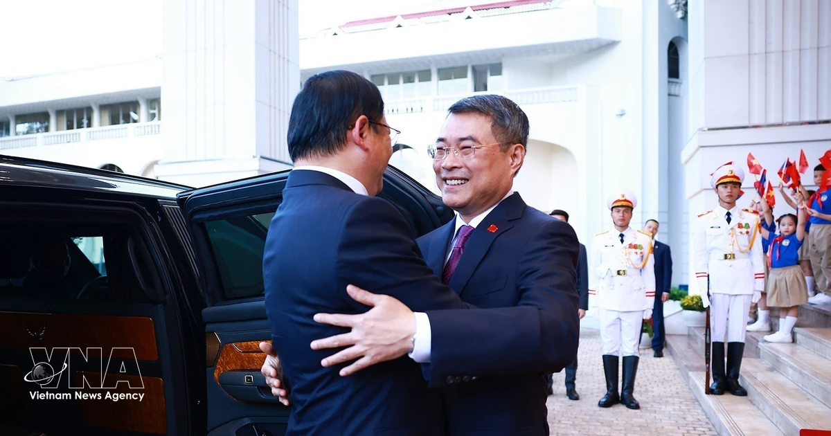 ラオス首相、ベトナム公式訪問 - 友好関係と地域協力の強化へ