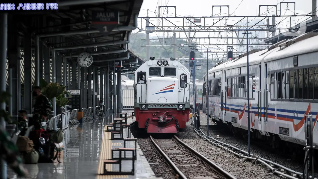 Indonesia's Top 5 Longest Train Routes, Exceeding 1,000 KM
