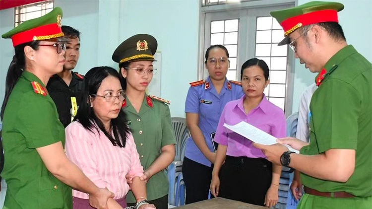 Former Culture Center Director in Vietnam Arrested for Social Media Posts